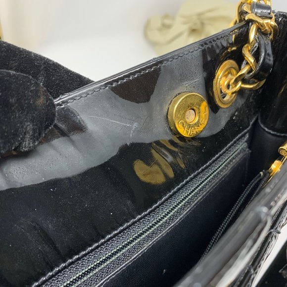 Authentic CHANEL Matelasse Black Patent Leather - Picture 10 of 12